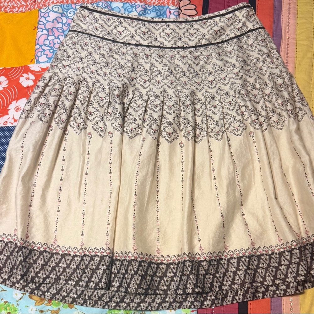 LOFT Cream and Black A-Line Skirt